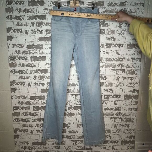 Spanx | women light wash flare denim jeans - Picture 5 of 11